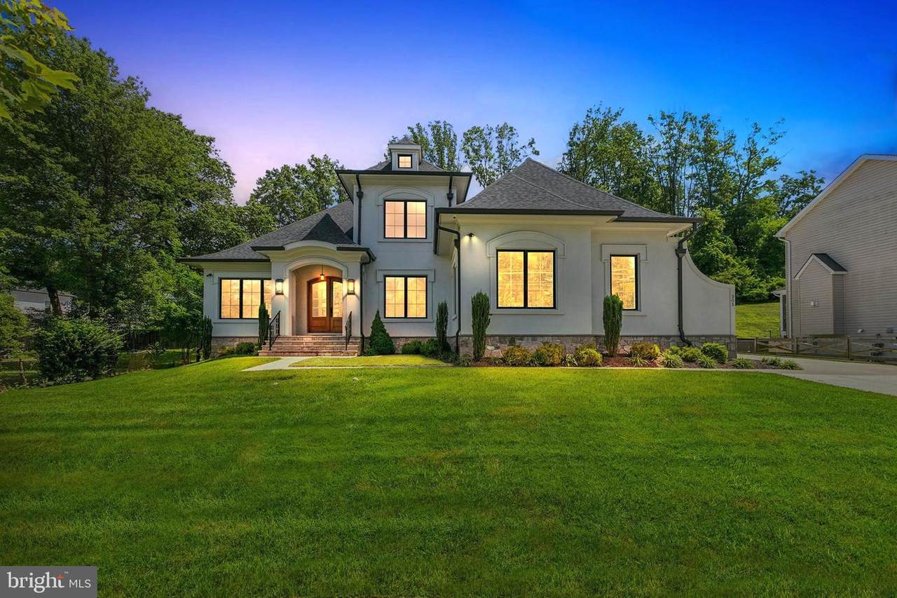 305 Old Courthouse Road - Photo 1