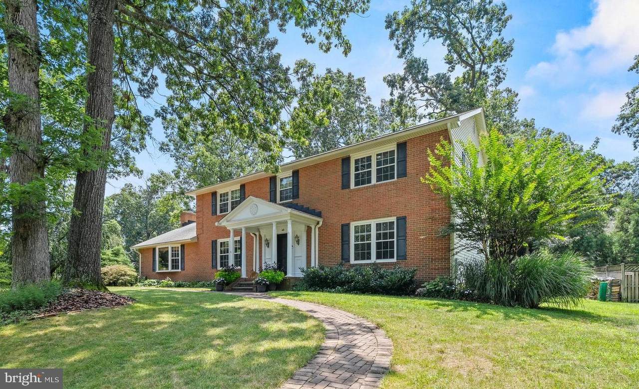 467 Cornwall Court - Photo 1