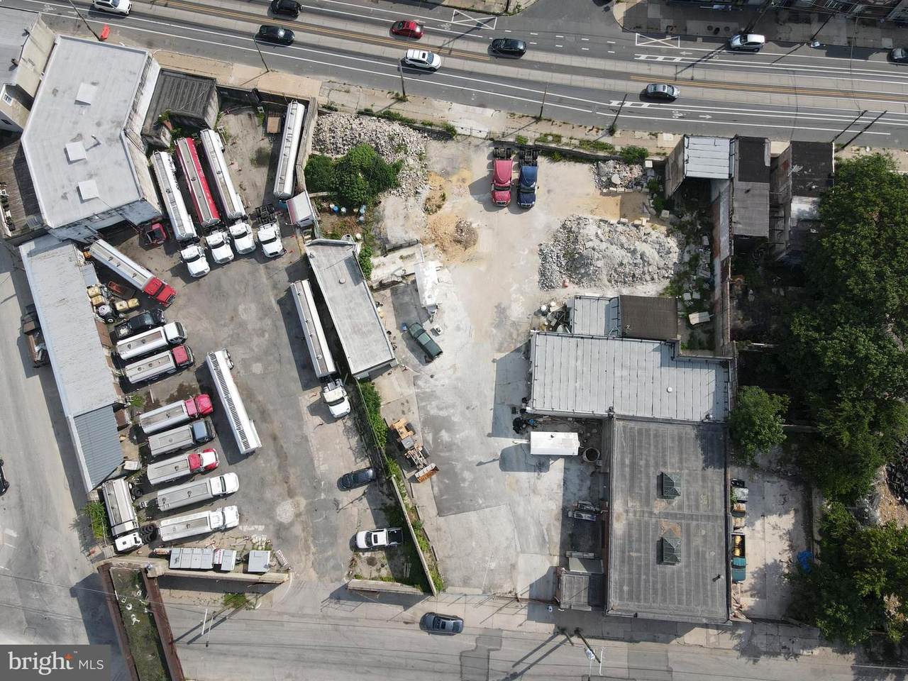 4917 Lancaster Avenue - Photo 1