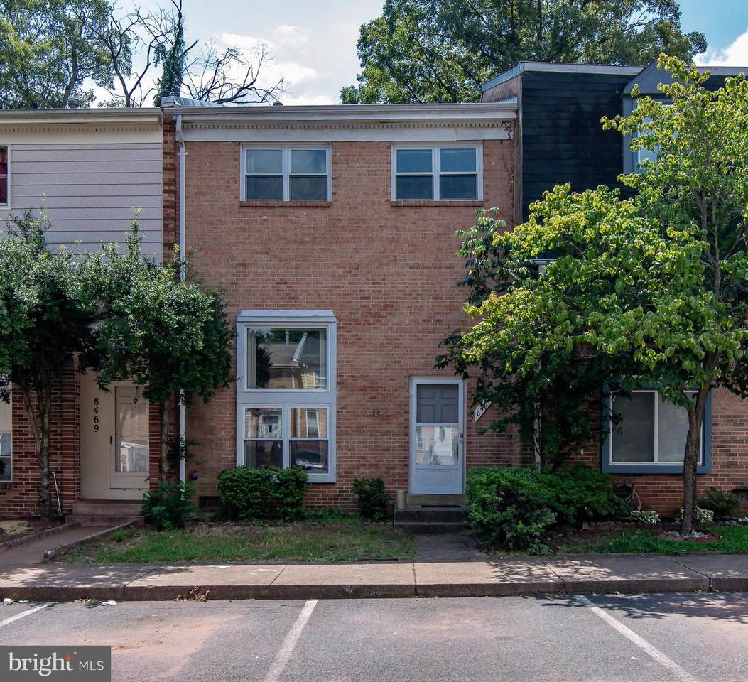 8467 Ivy Glen Court - Photo 1