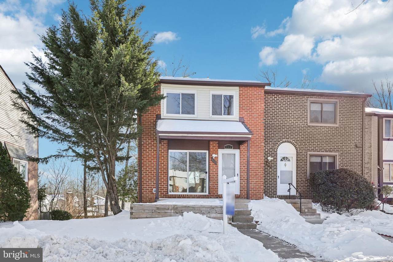 500 Giles Place - Photo 1