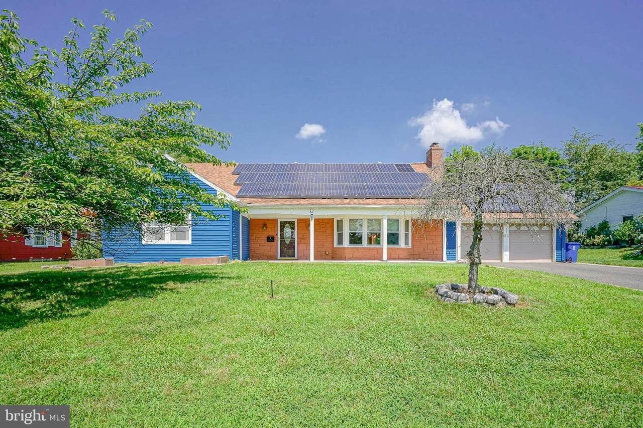 32 Country Club Road - Photo 1