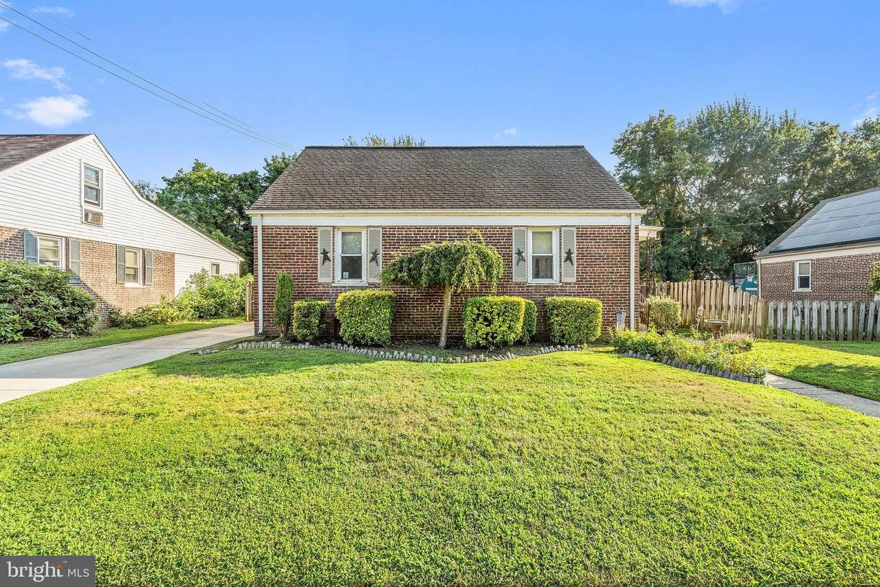264 Dixie Drive - Photo 1