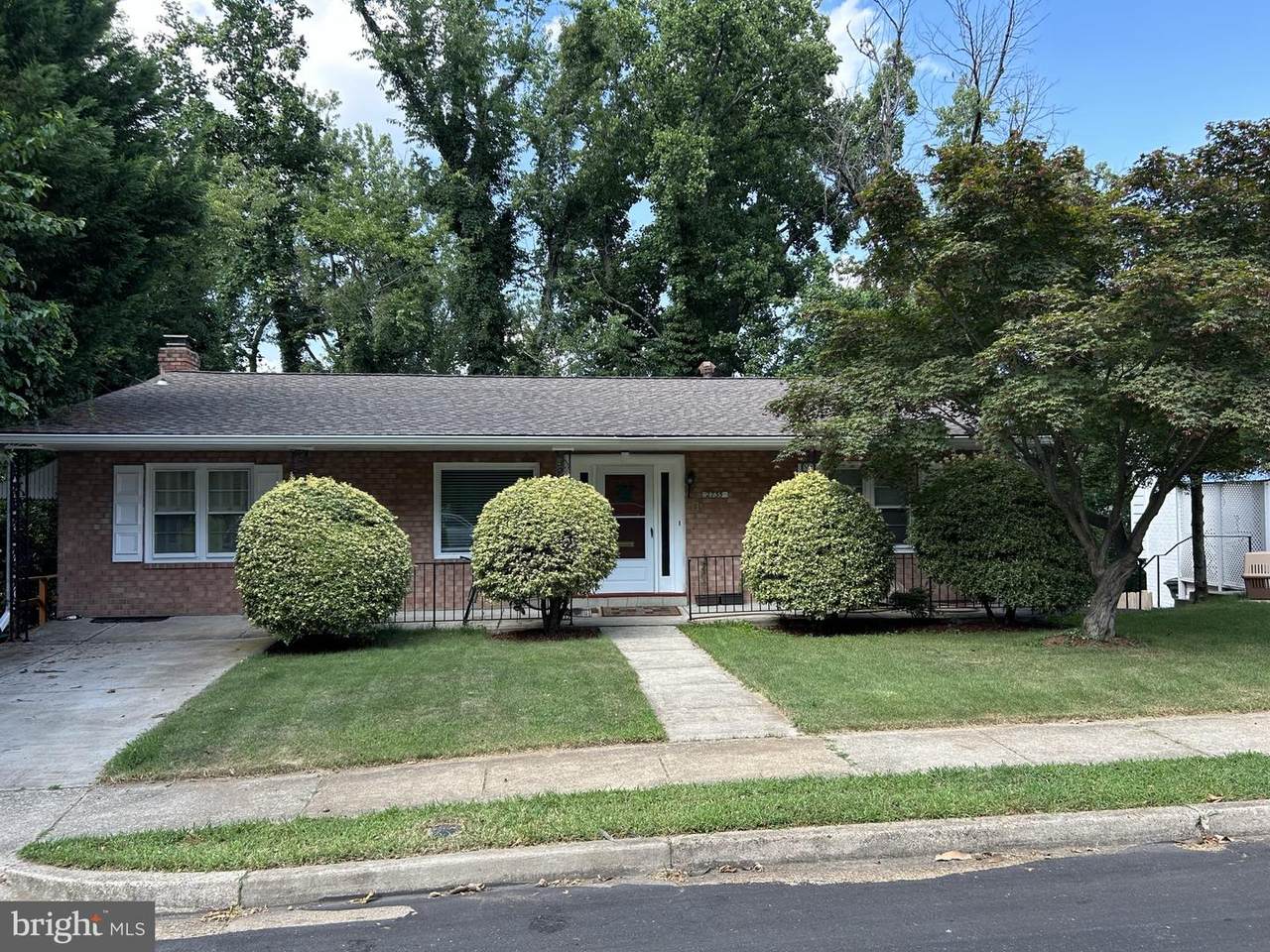 2735 Grove Street - Photo 1