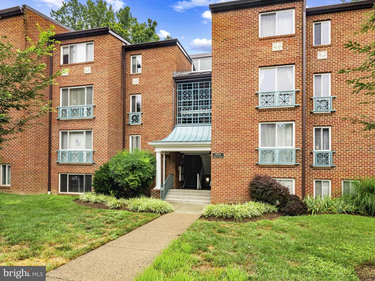 11804 Breton Court - Photo 1