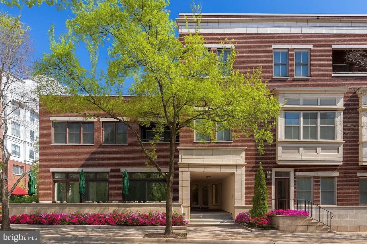605 Atlantic Avenue - Photo 1