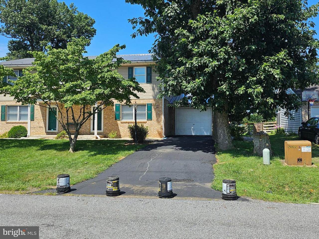 14788 Sherwood Drive - Photo 1