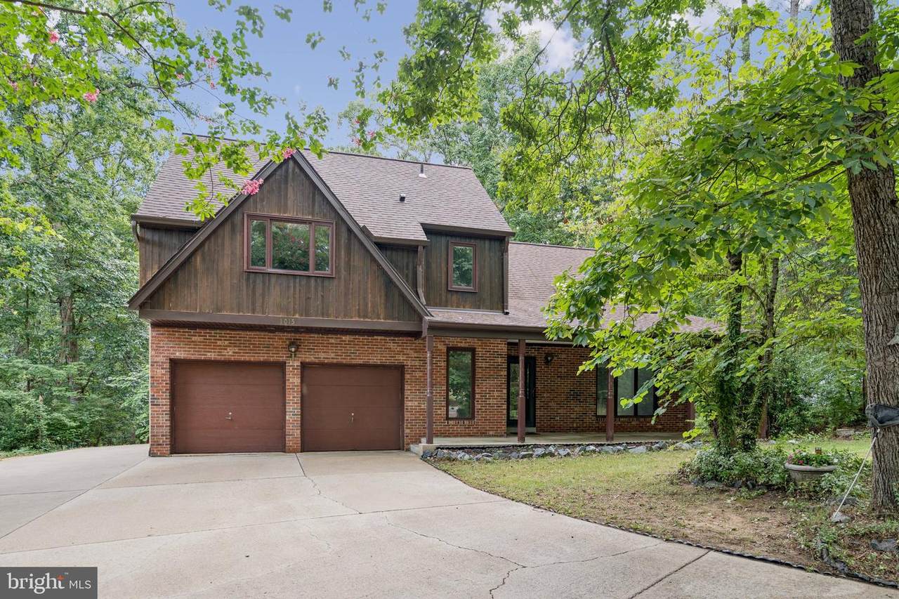 1015 Portugal Drive - Photo 1