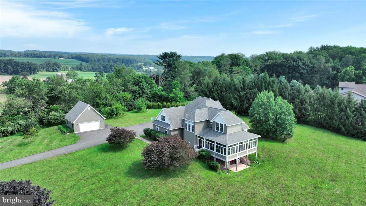 38 White Birch Road - Photo 1