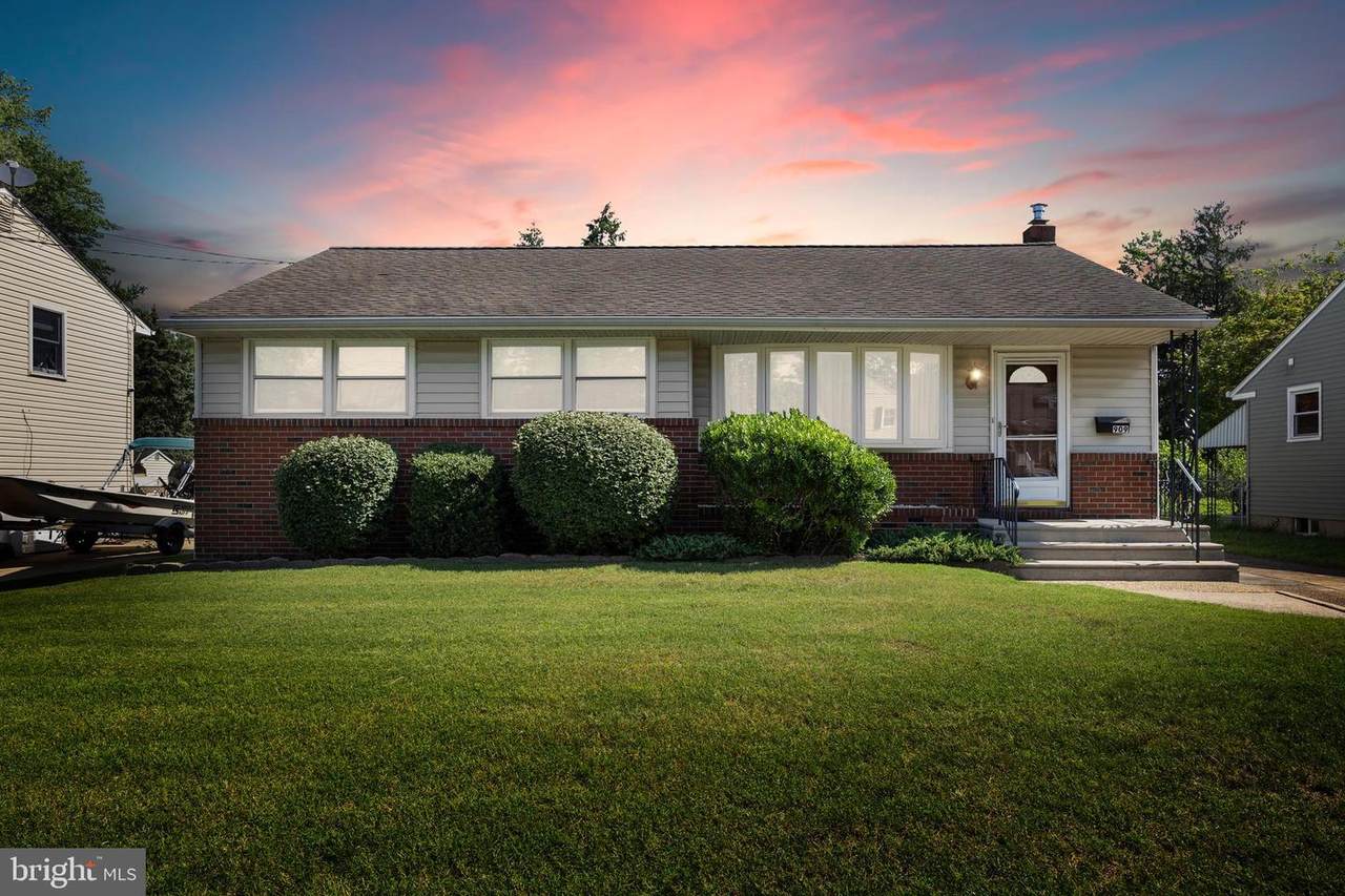 909 Smith Street - Photo 1