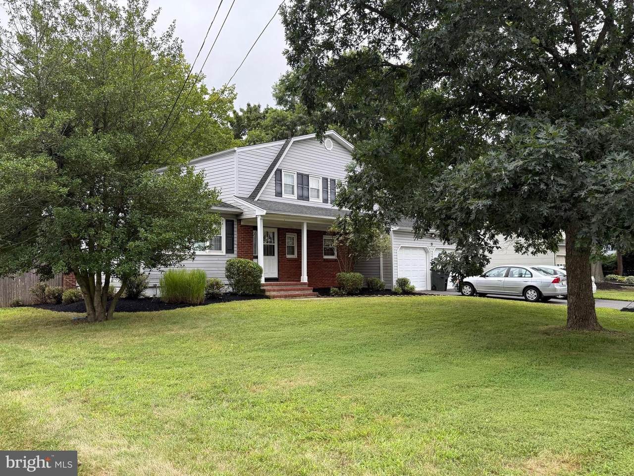 19 Martin Lane - Photo 1