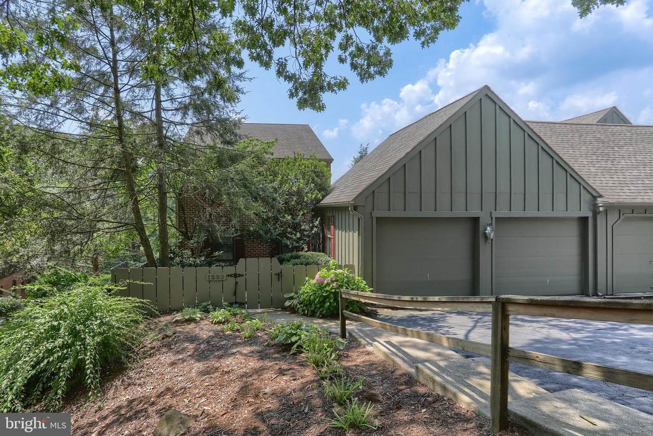 1203 Galway Court - Photo 1