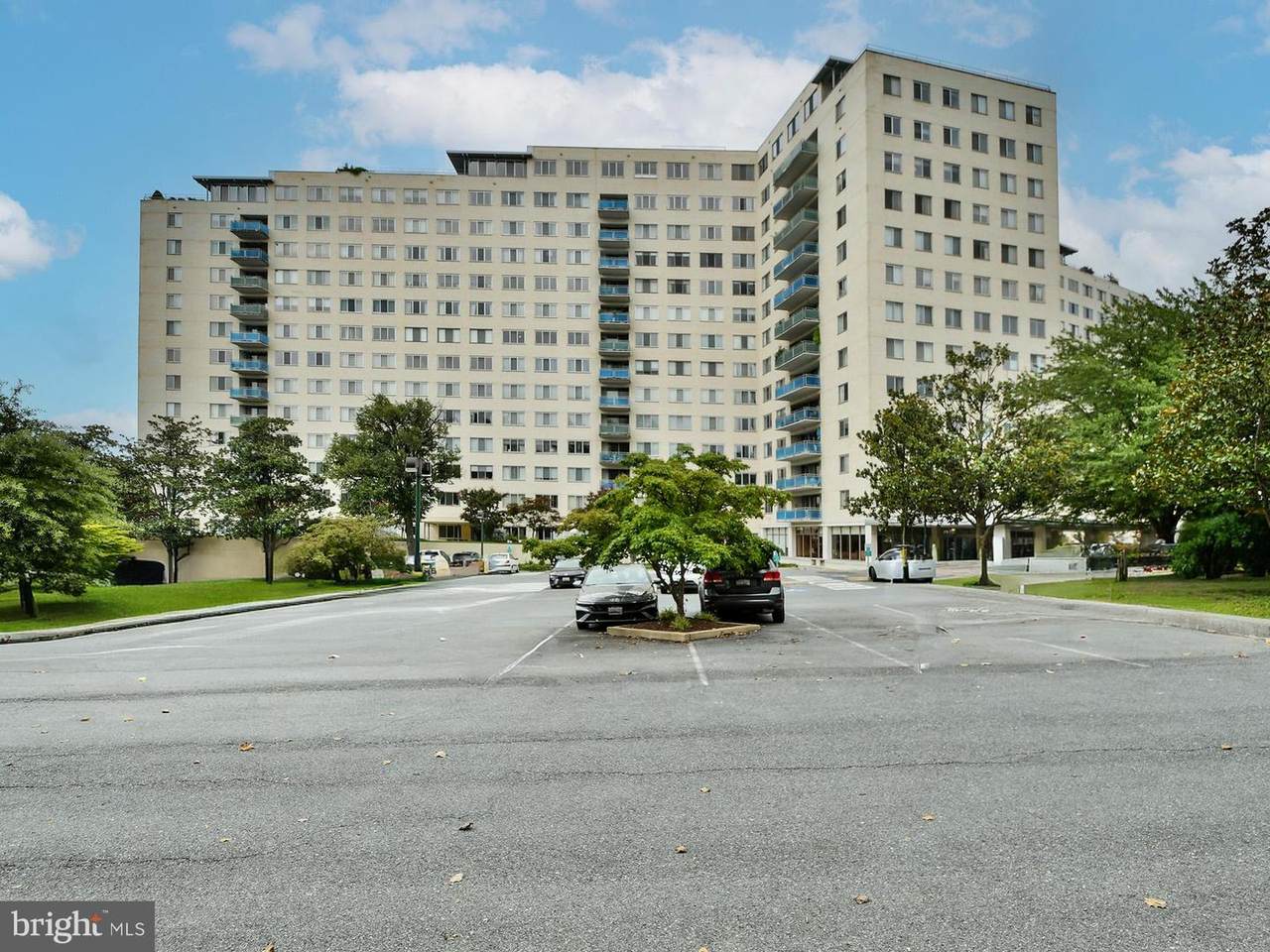 10201 Grosvenor Place - Photo 1