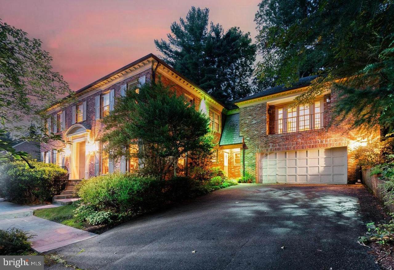 7205 Helmsdale Road - Photo 1