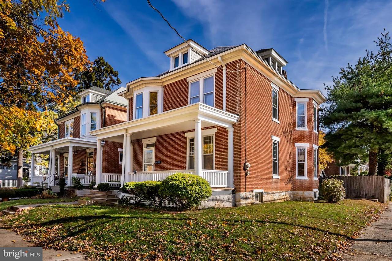 229 Mooreland Avenue - Photo 1