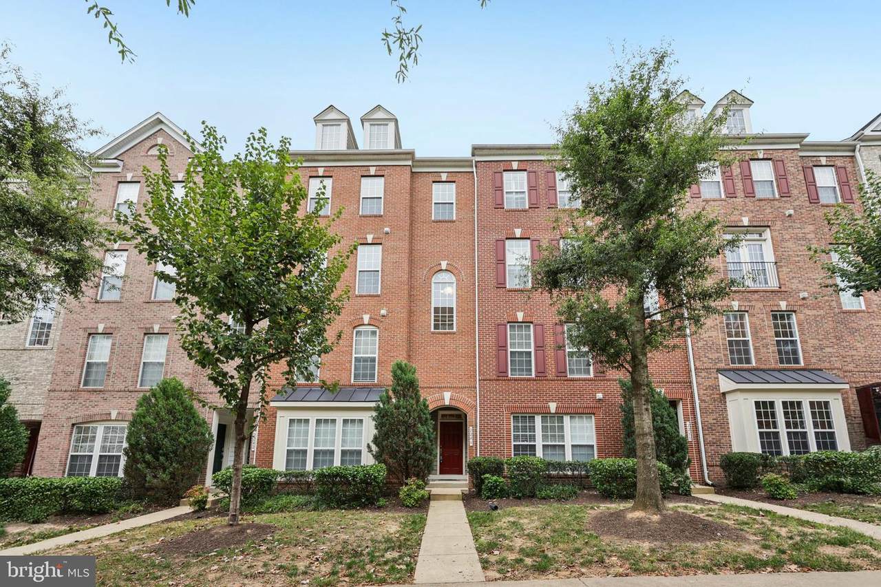 2246 Margraf Circle - Photo 1