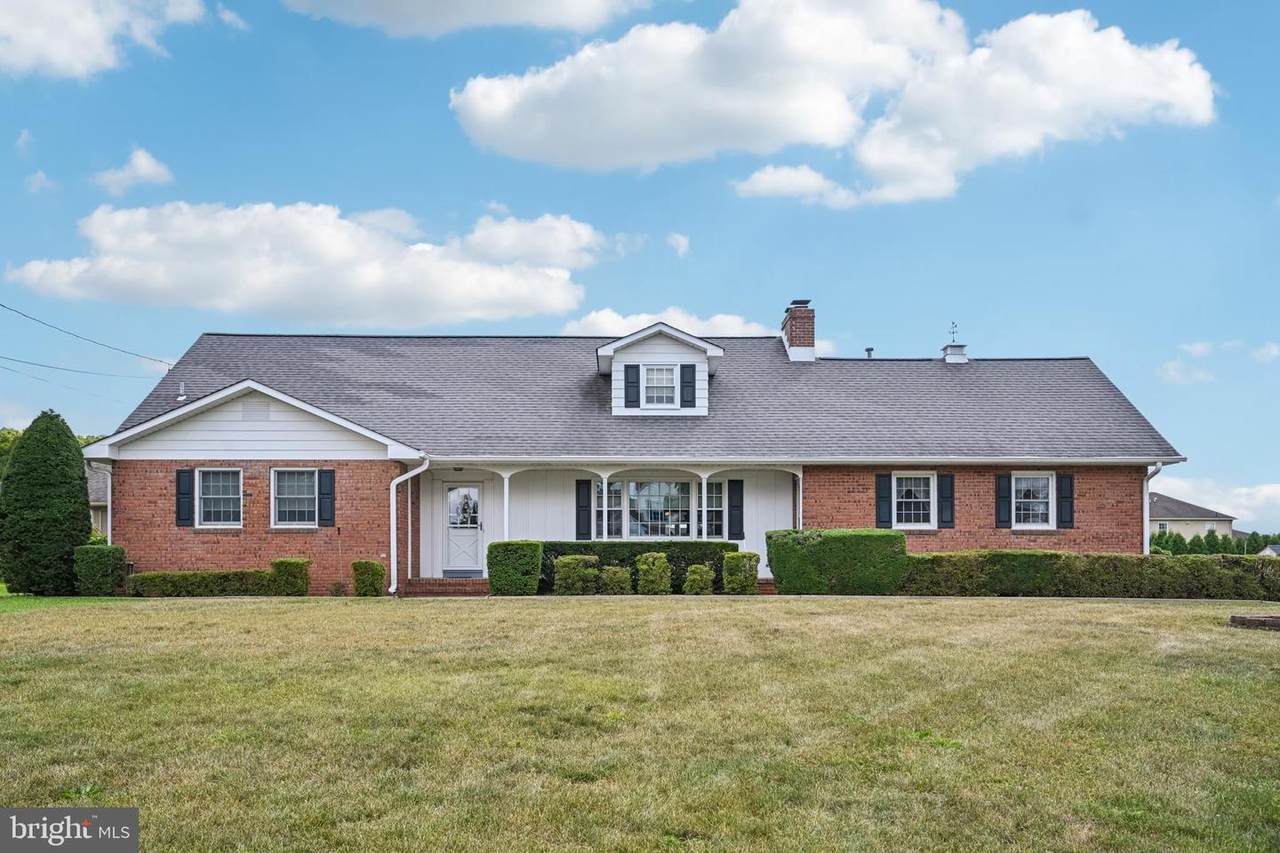 191 Redcrest Street - Photo 1