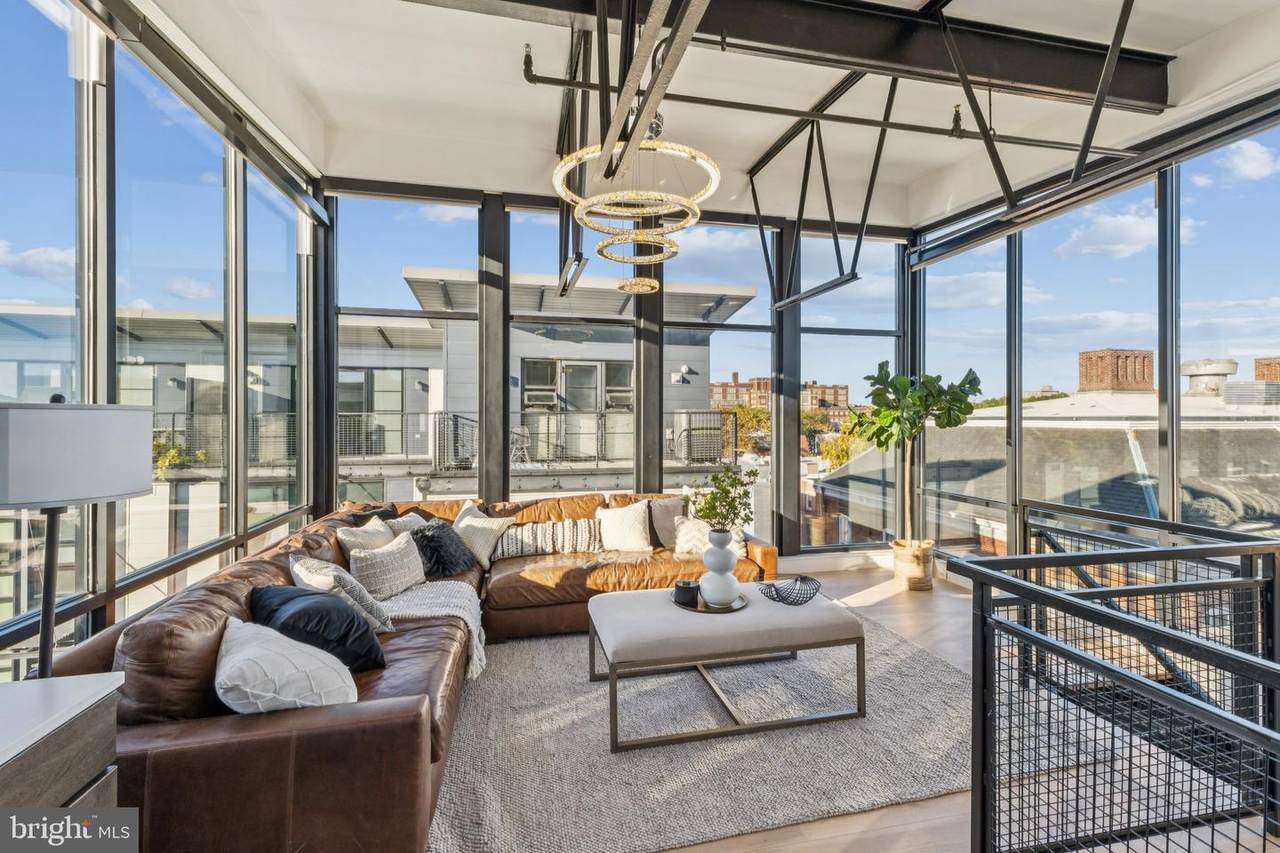 2125 14TH Street - Photo 1