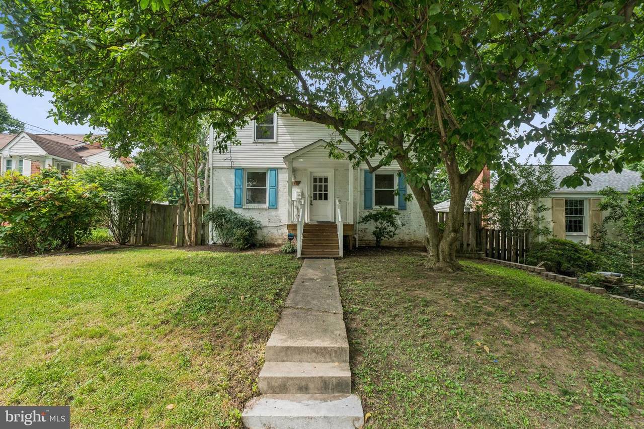 9118 Bradford Road - Photo 1