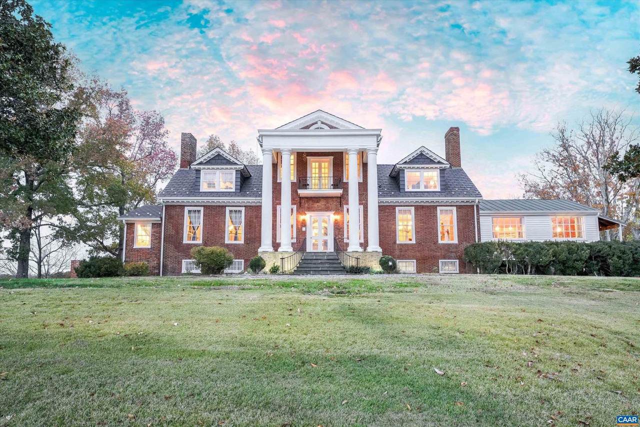1843 Cabell Rd - Photo 1