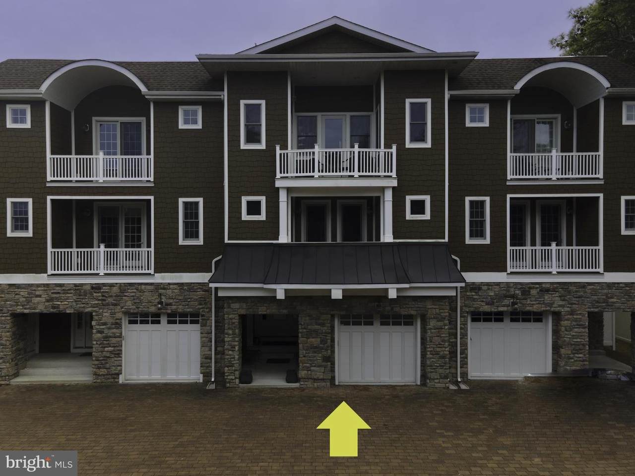 38520 Pine Lane - Photo 1