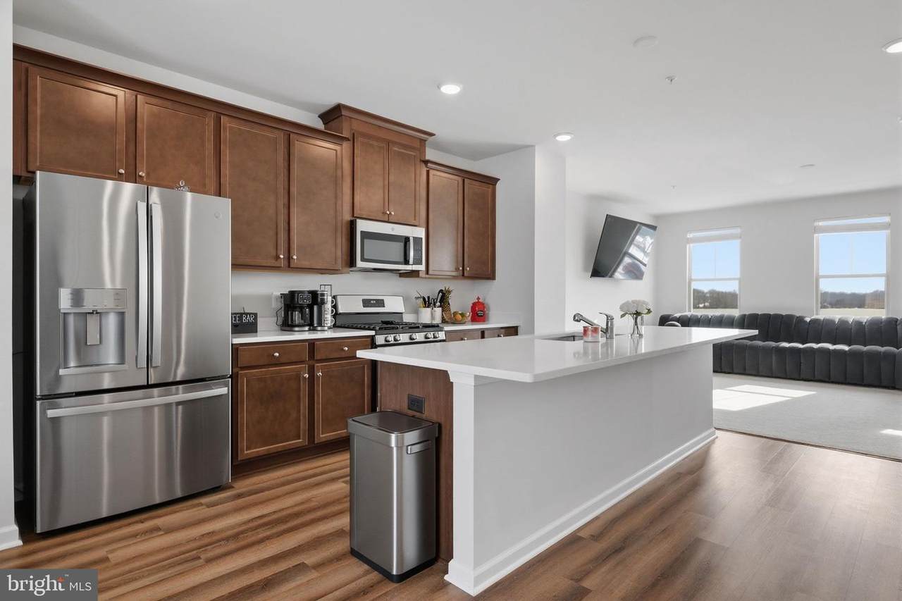 16834 Saint Ridgely Boulevard - Photo 1