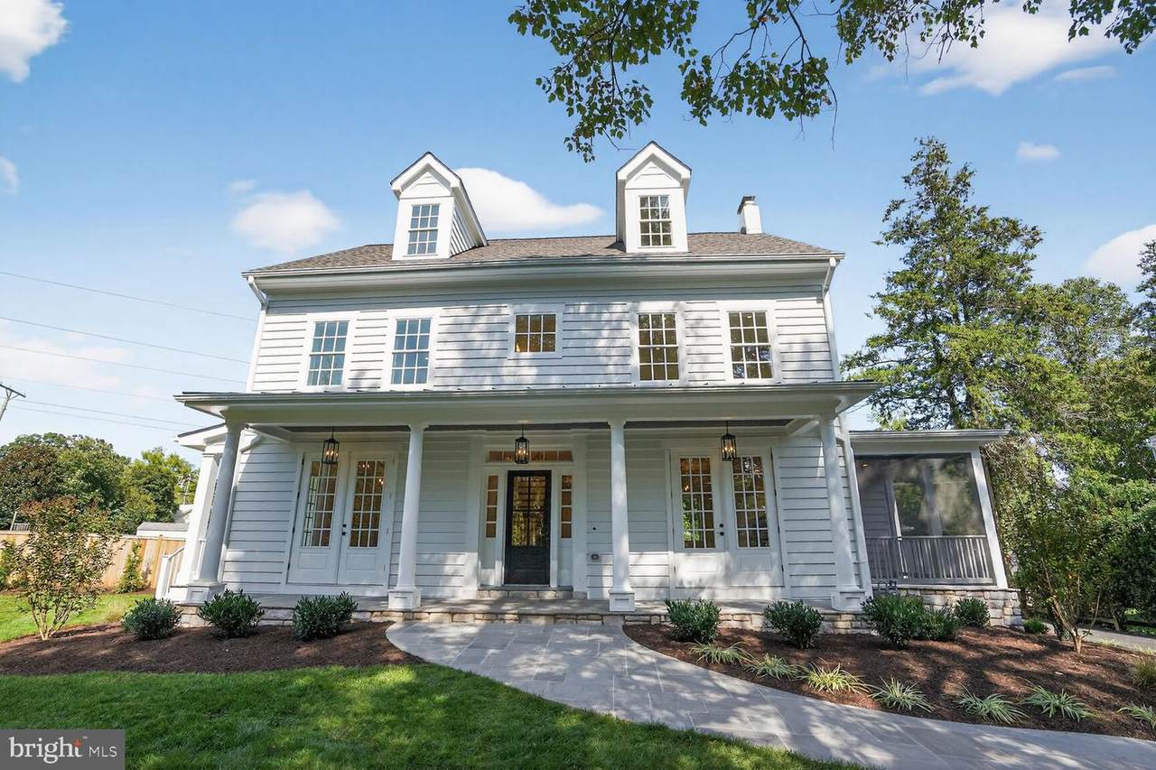 812 Fulton Avenue - Photo 1