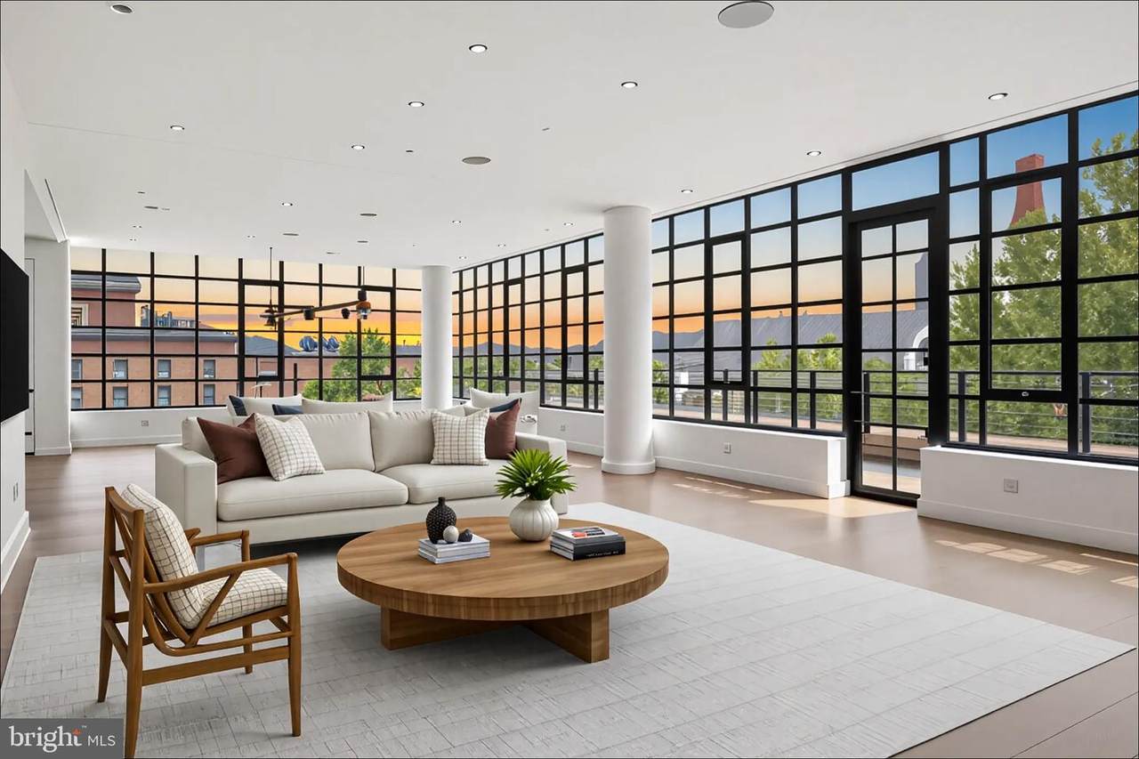 1055 Wisconsin Avenue - Photo 1