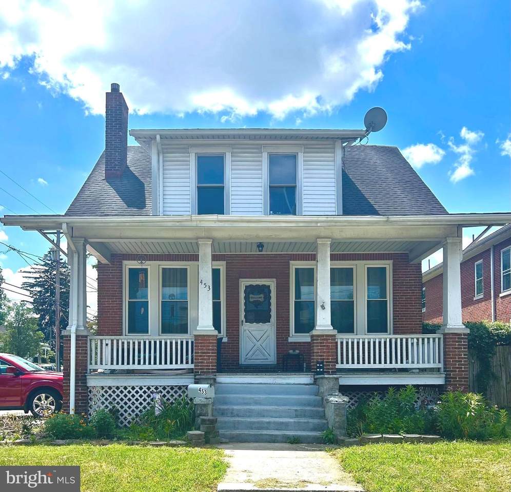 453 3RD Street - Photo 1