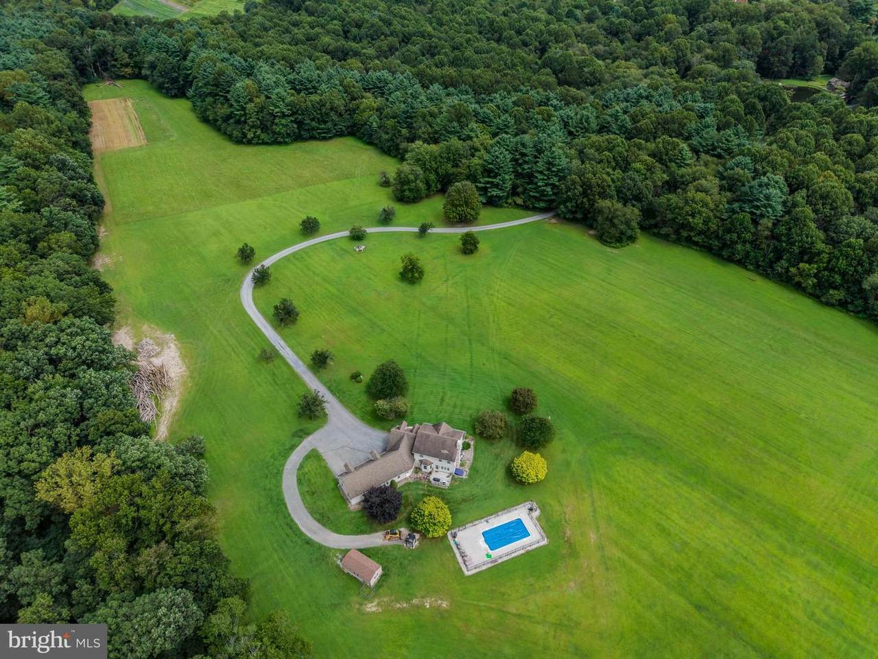 392 Peach Glen Road - Photo 1