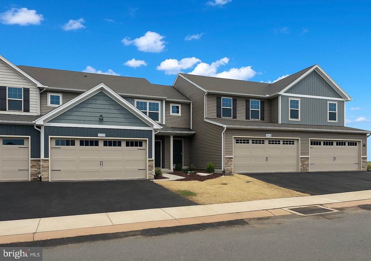 7245 White Oak Boulevard - Photo 1