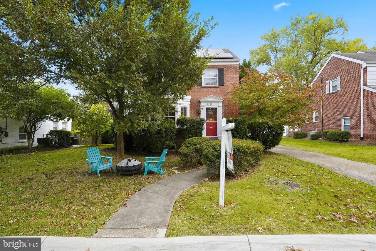 8209 Meadowbrook Lane - Photo 1