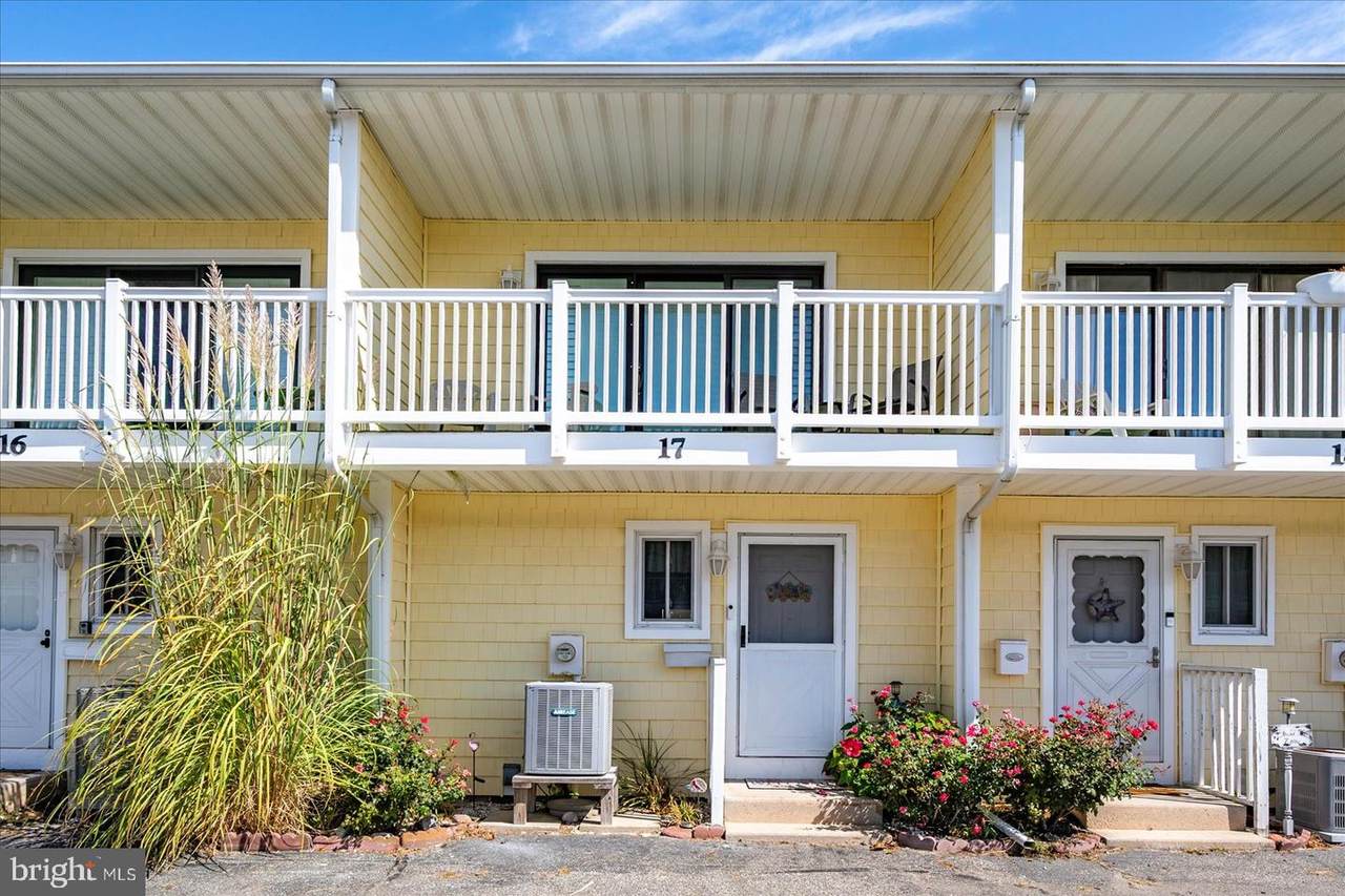 701 Rusty Anchor Road - Photo 1