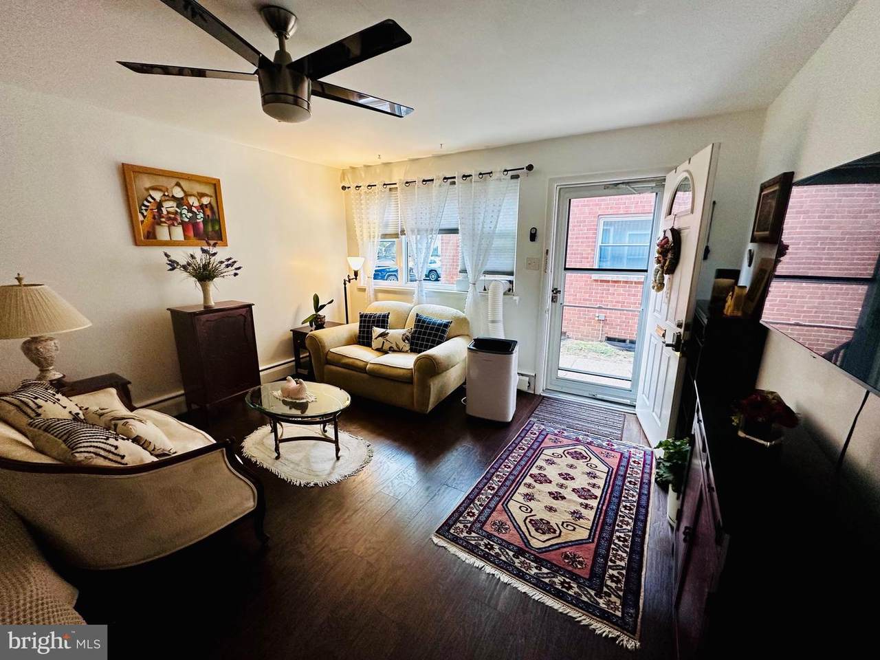 230 Evesham Road - Photo 1