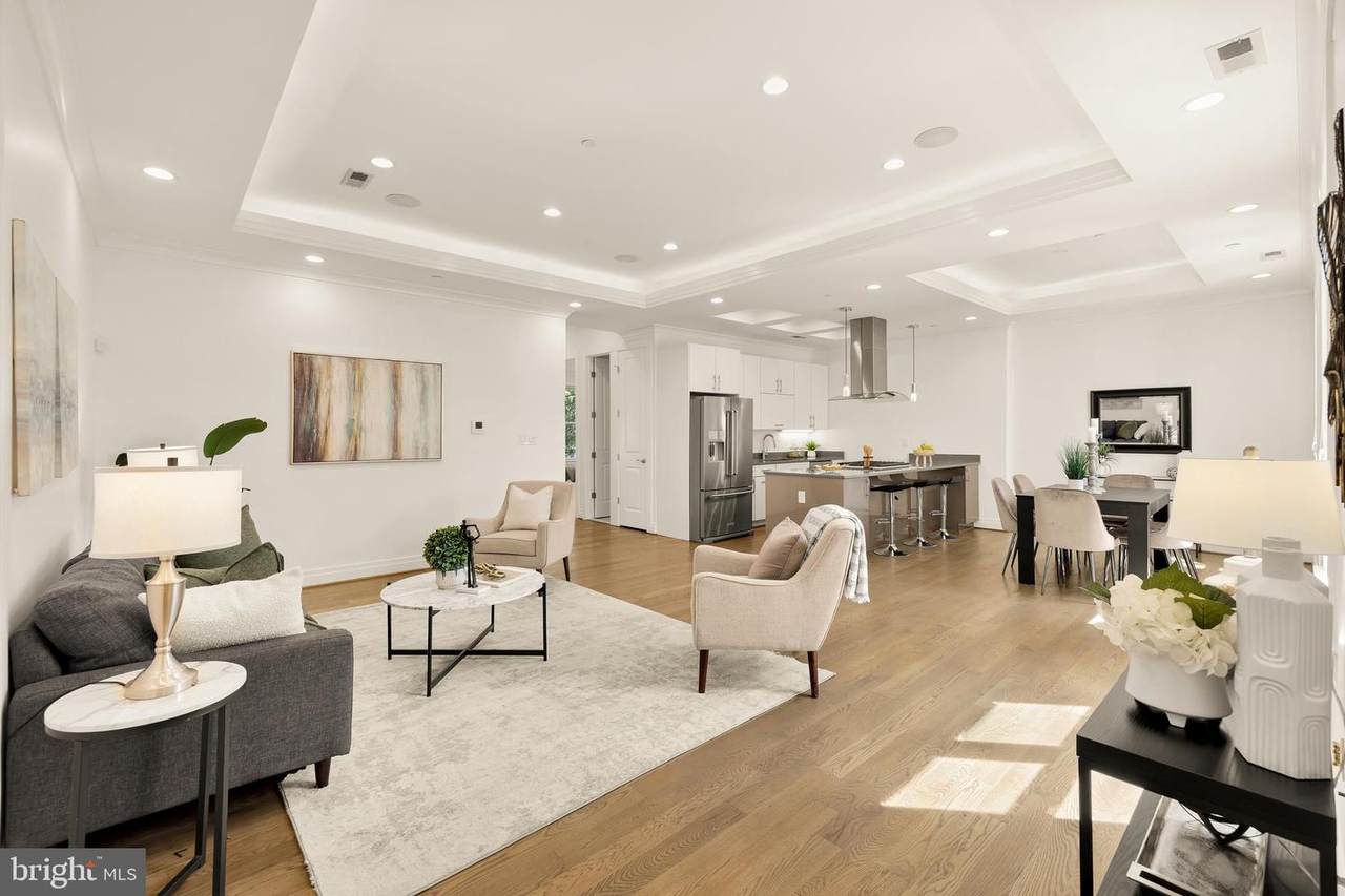 220 P Street - Photo 1