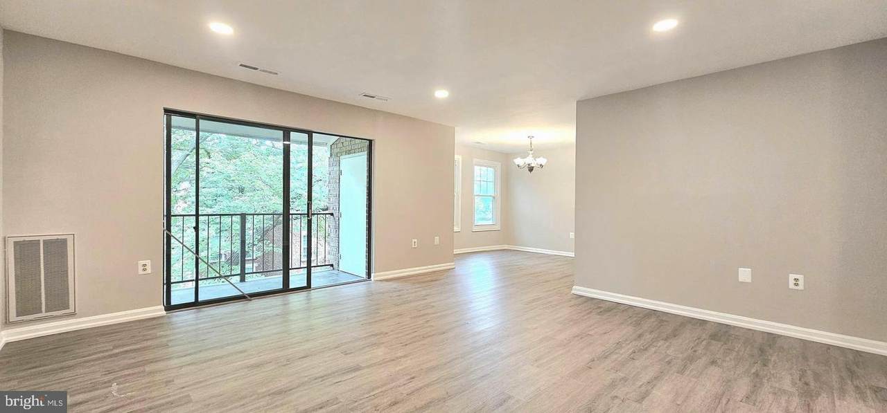 818 Quince Orchard Boulevard - Photo 1