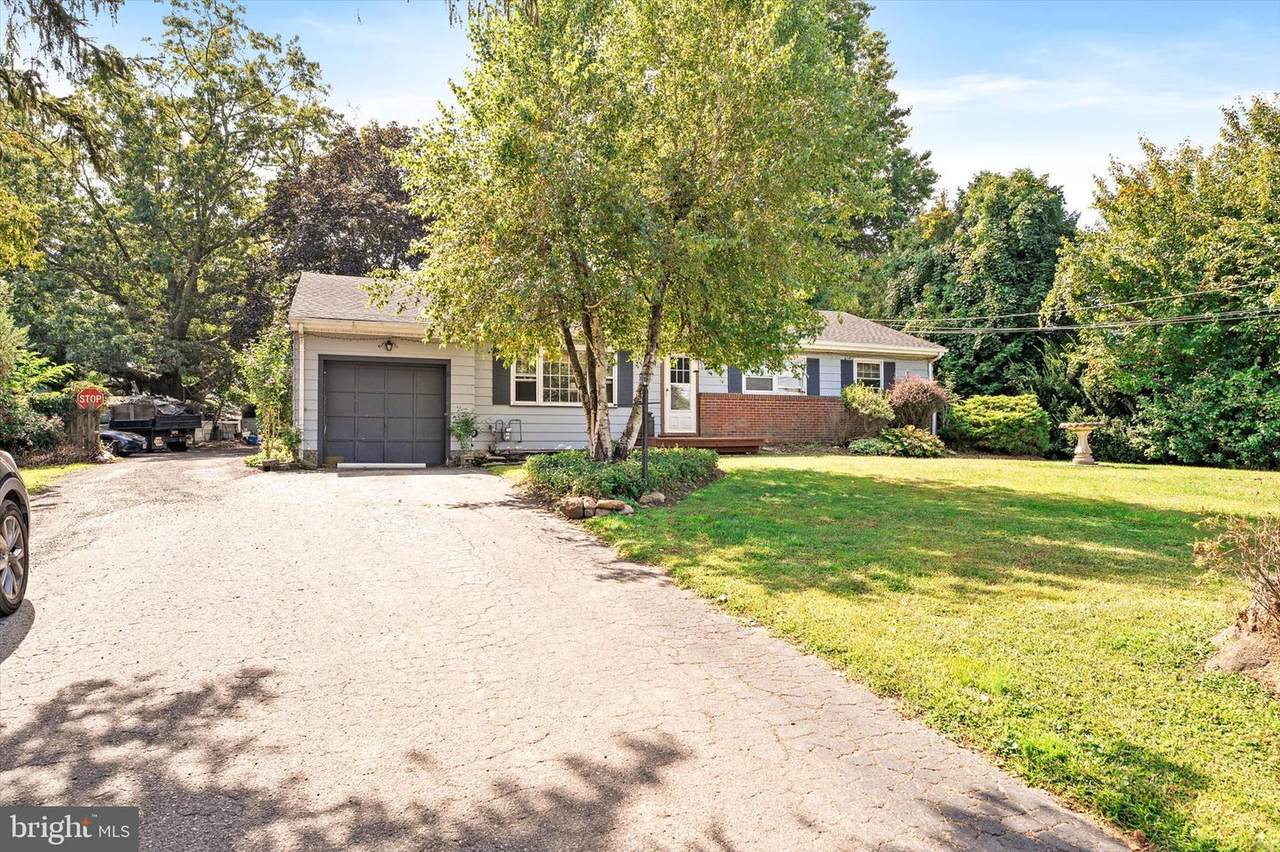 75 Bordentown Crosswicks Road - Photo 1