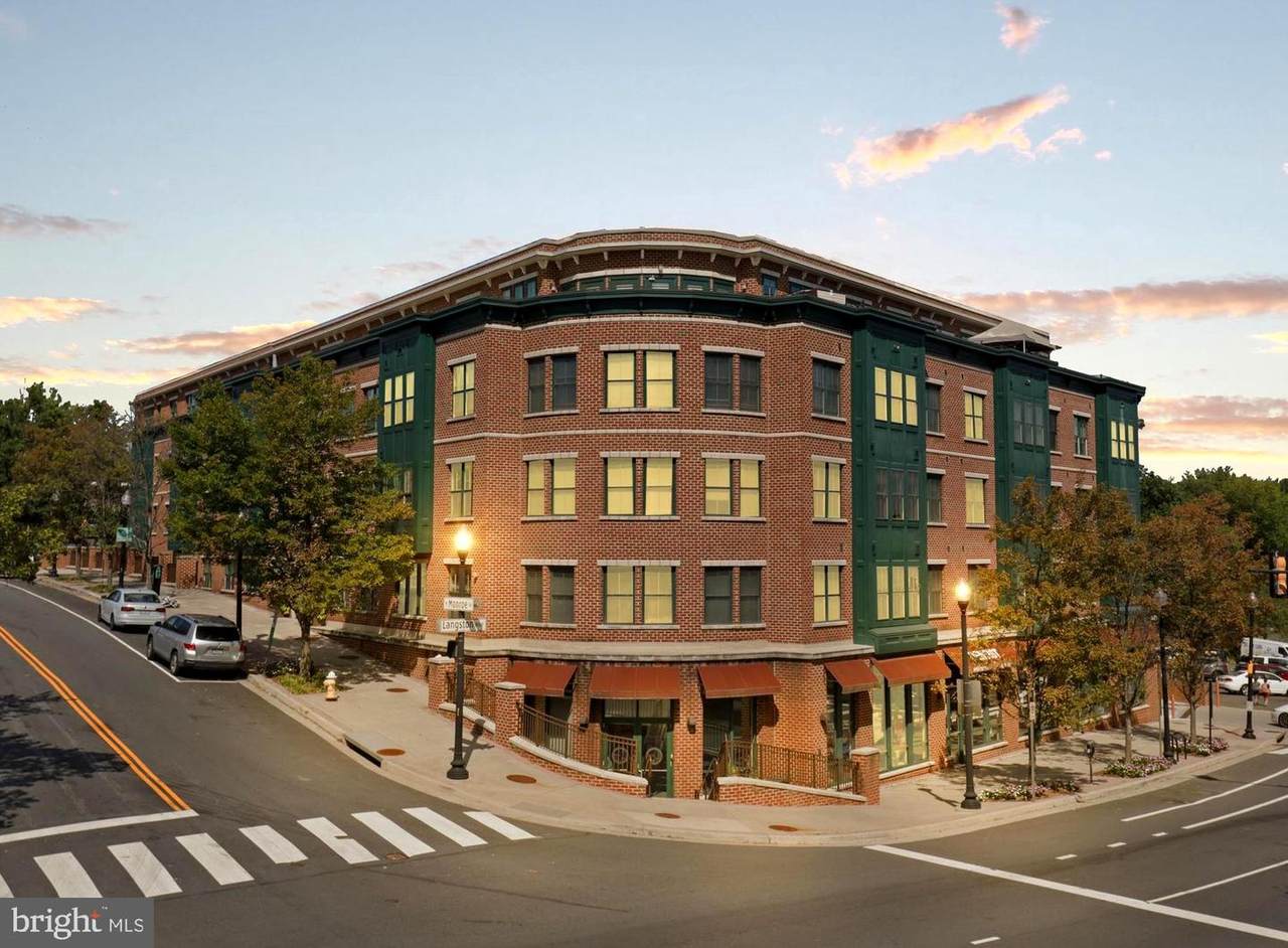 2101 Monroe Street - Photo 1