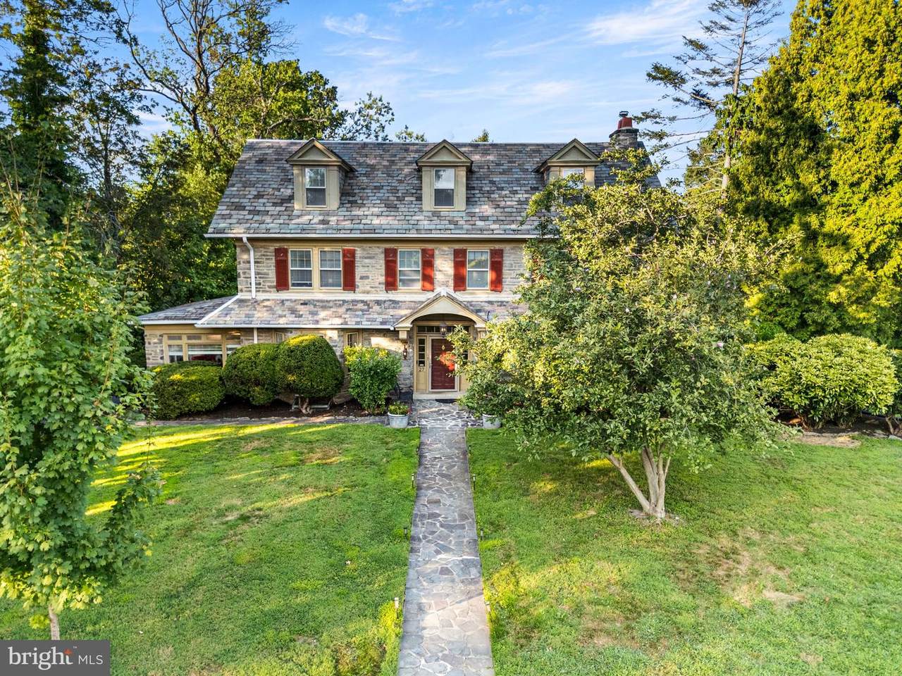 27 Latham Park - Photo 1