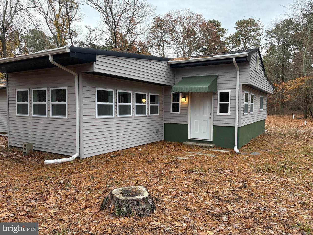 6 Rockland Avenue - Photo 1