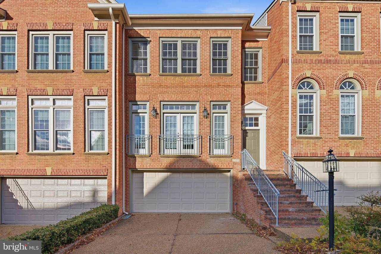 8026 Kidwell Hill Court - Photo 1