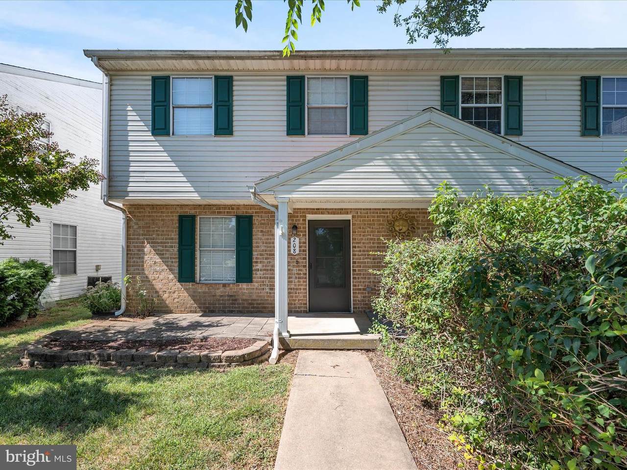 208 Marshall Street - Photo 1