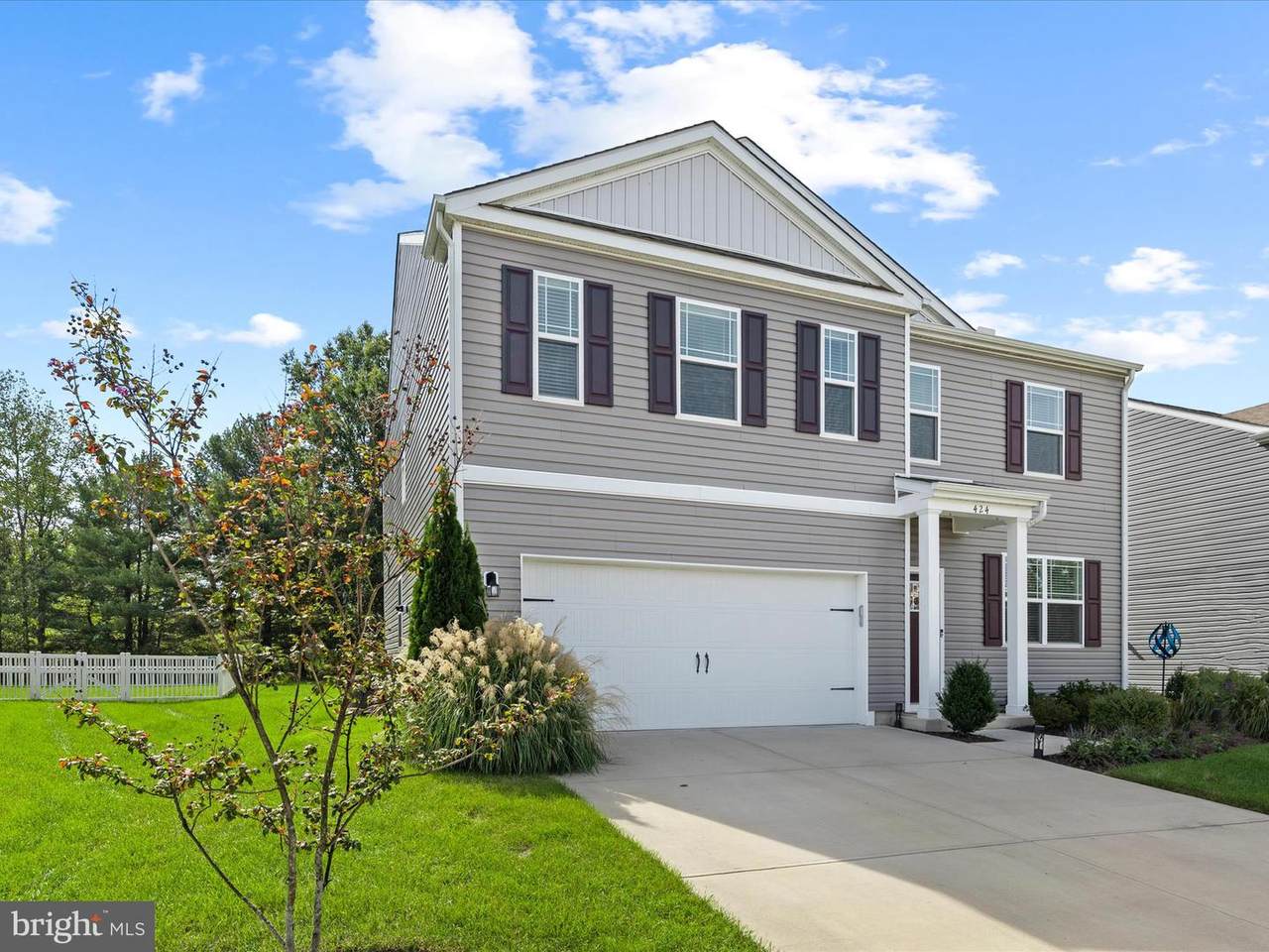 424 Lena Lane - Photo 1