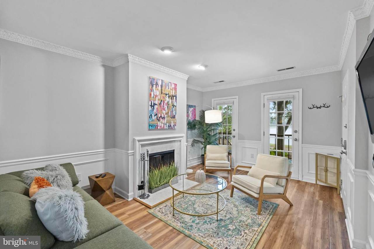 4613 Macarthur Boulevard - Photo 1