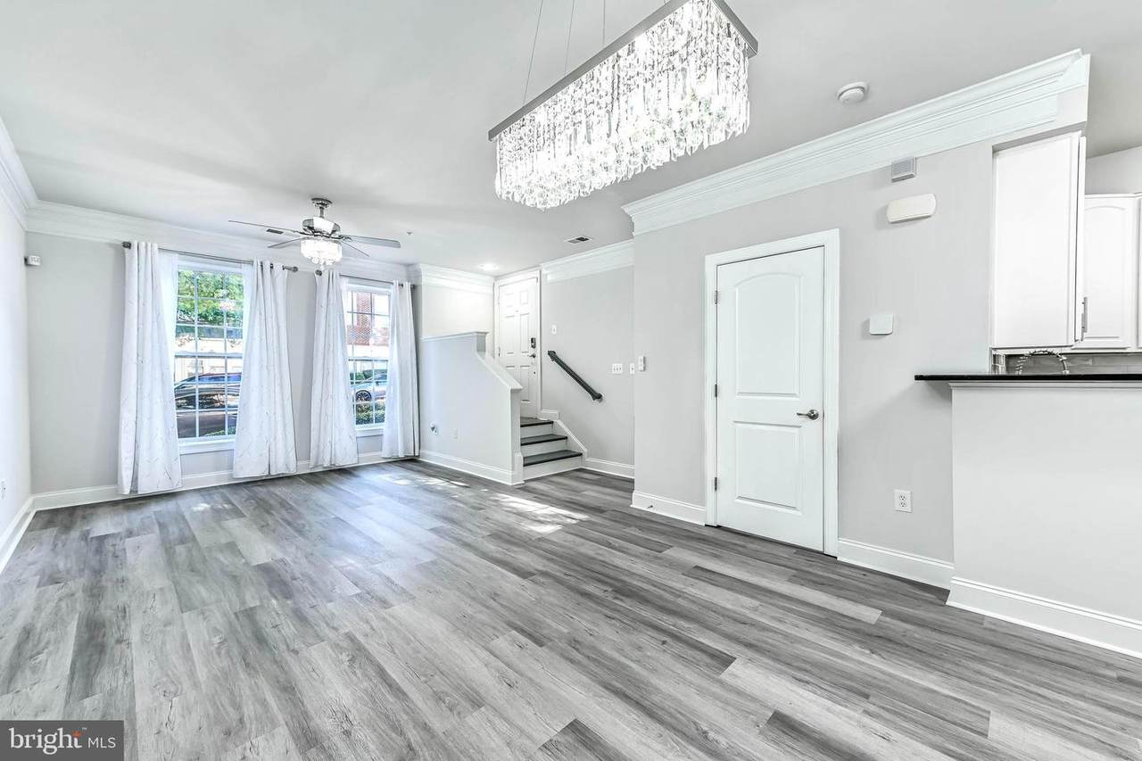 15158 Kentshire Drive - Photo 1