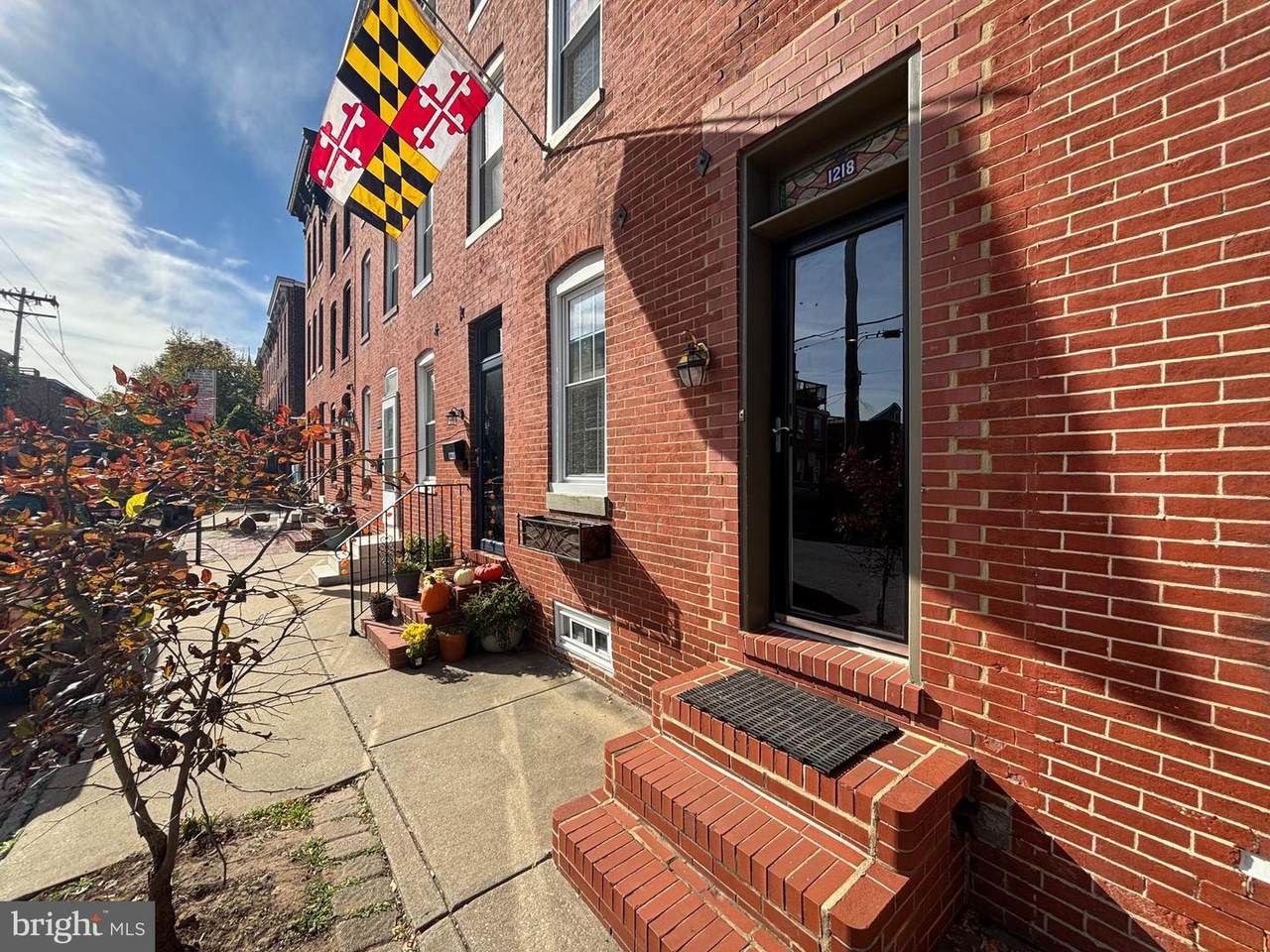 1218 Riverside Avenue - Photo 1