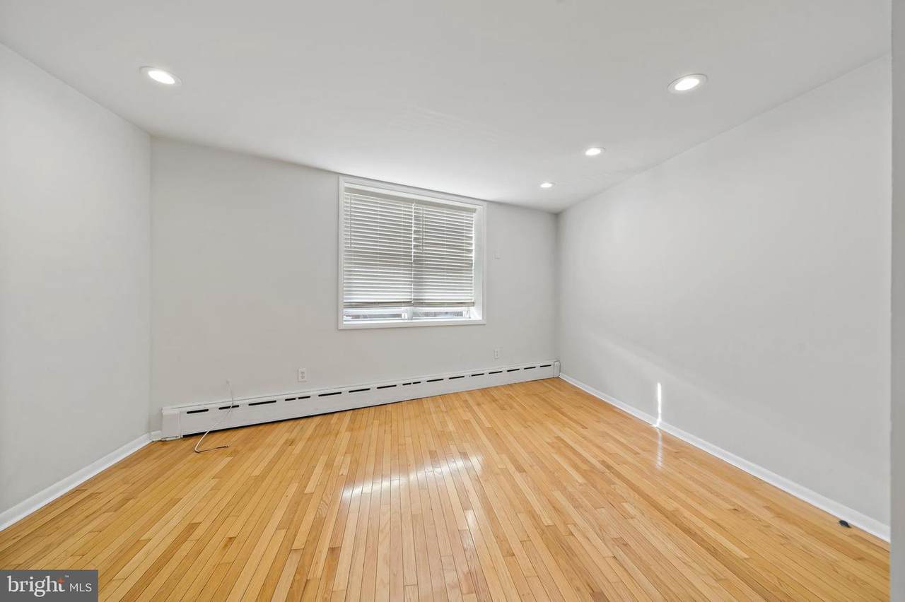 1117 Moyamensing Avenue - Photo 1