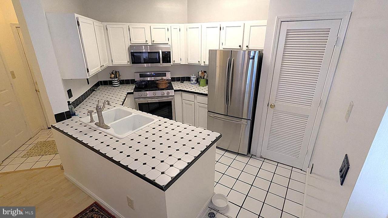 4417 Fairstone Drive - Photo 1