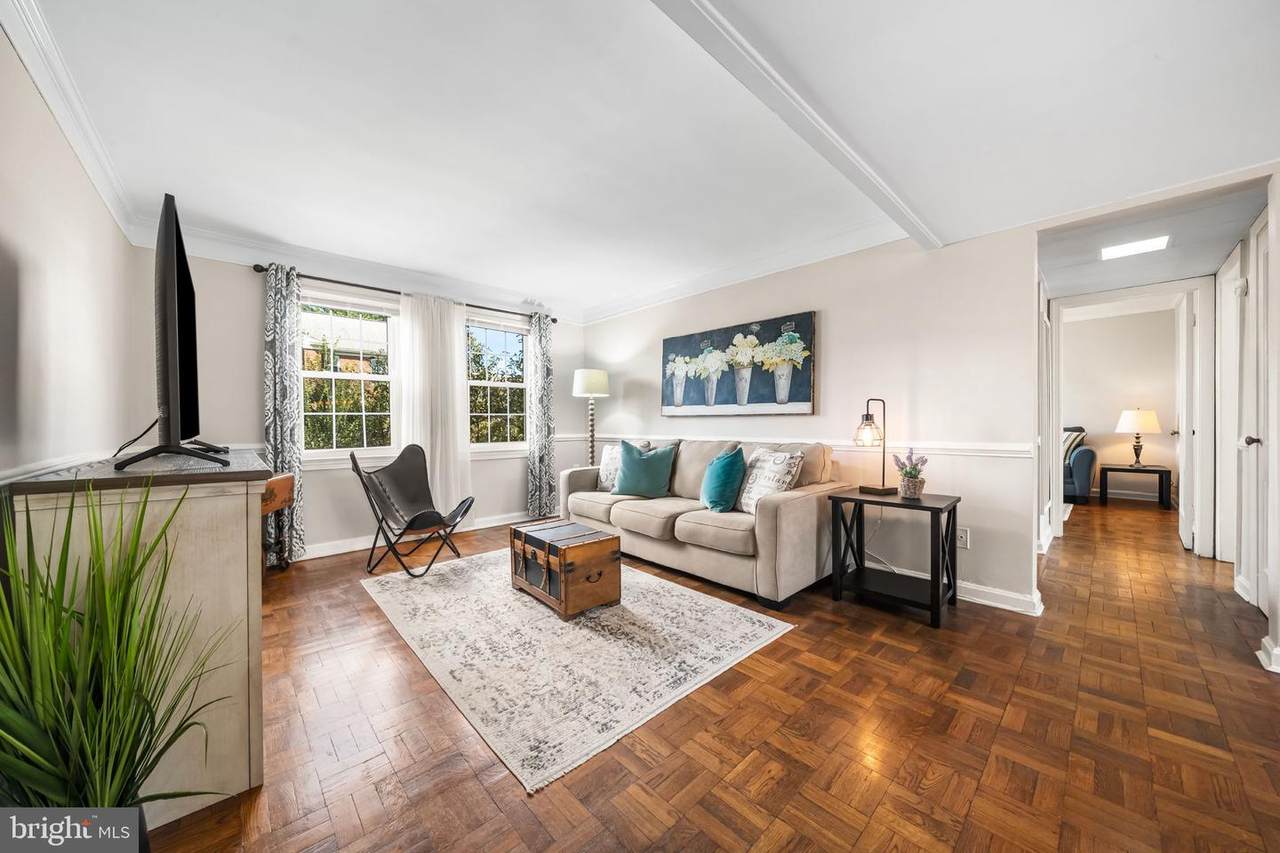 6725 Wakefield Drive - Photo 1