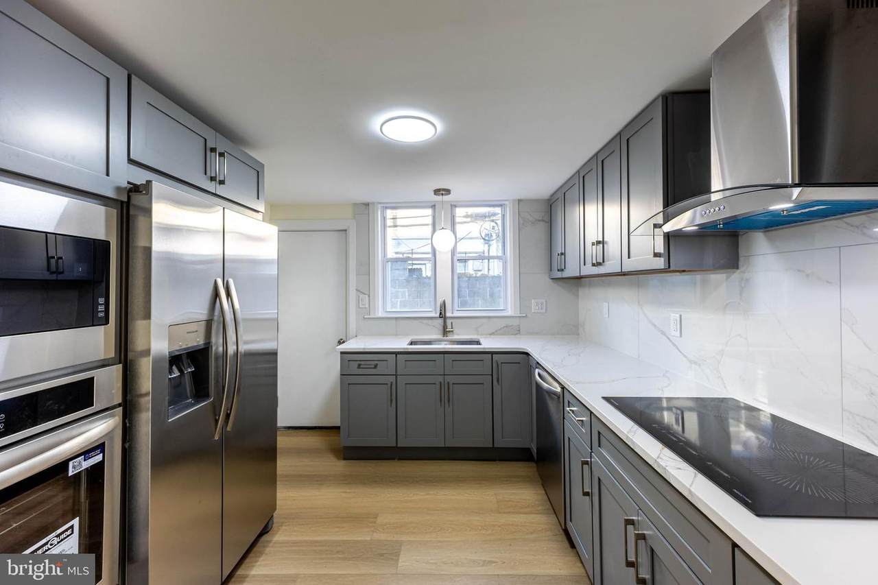 1715 16TH Street - Photo 1